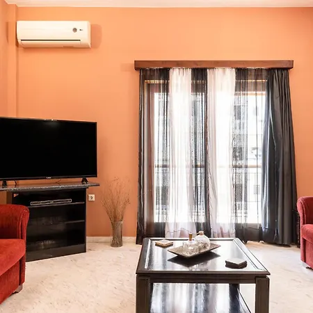 Big Spacious In The Heart Of The City! *